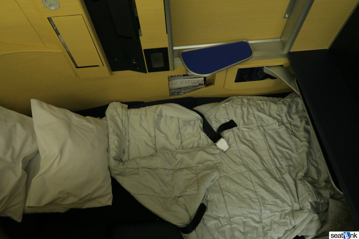 ANA First Class Square 777-300ER Review - The Seatlink Blog