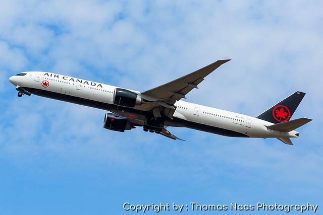 Air Canada Boeing 777 300er V2 aircraft
