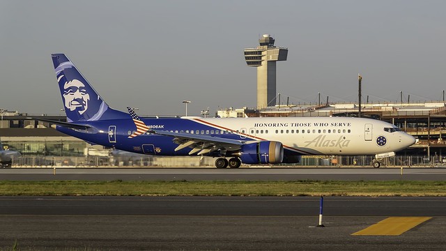 Alaska Airlines Boeing 737-MAX 8 v2 aircraft