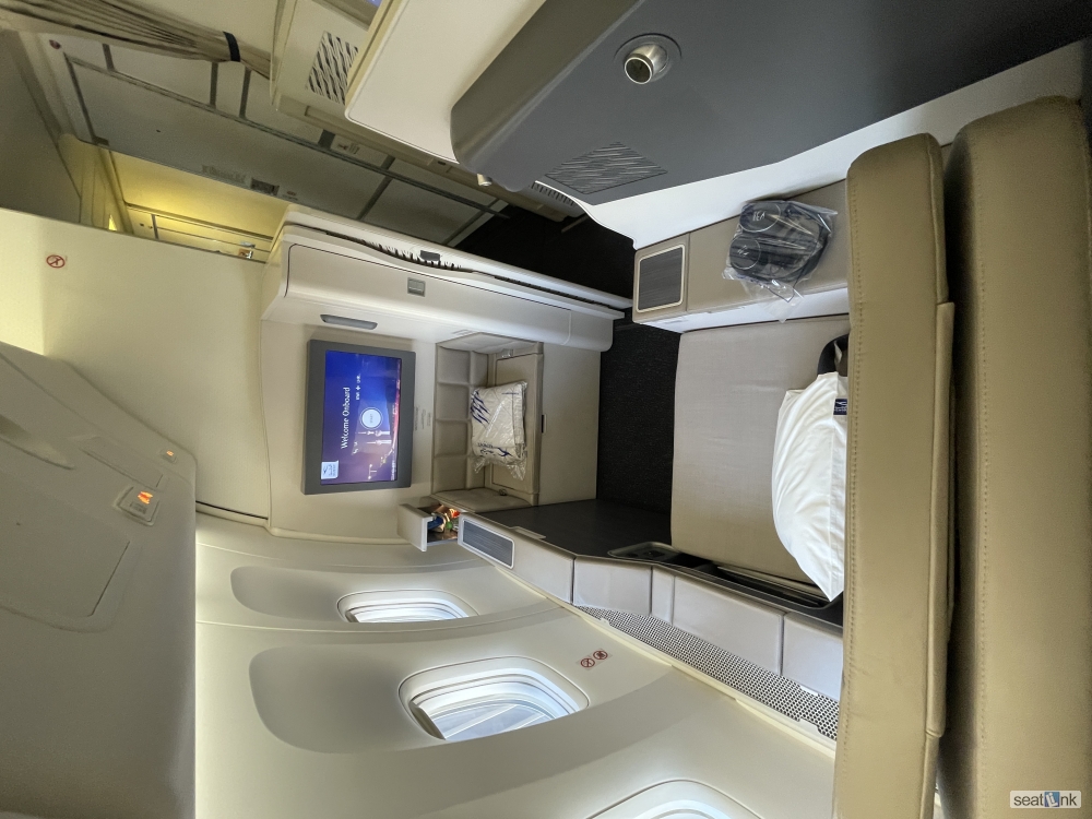 Traveler photo, seat 1A